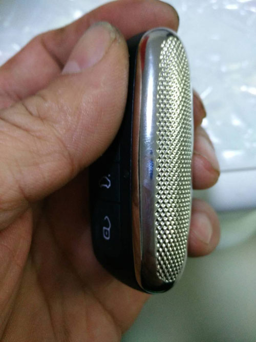 汽車(chē)遙控鑰匙